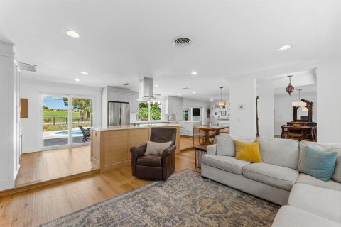 Villa ou maison à vendre à North Palm Beach, Floride: 4 chambres, 208.84 m2 № 2397143 - photo 5