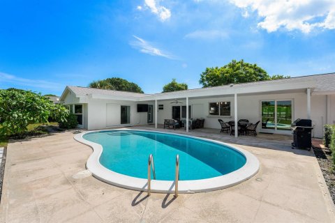 Villa ou maison à vendre à North Palm Beach, Floride: 4 chambres, 208.84 m2 № 2397143 - photo 29