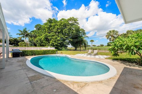Villa ou maison à vendre à North Palm Beach, Floride: 4 chambres, 208.84 m2 № 2397143 - photo 28