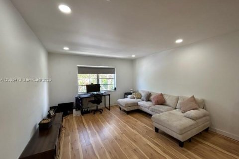 Copropriété à vendre à Hollywood, Floride: 1 chambre, 61.78 m2 № 2069603 - photo 8