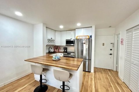 Copropriété à vendre à Hollywood, Floride: 1 chambre, 61.78 m2 № 2069603 - photo 13