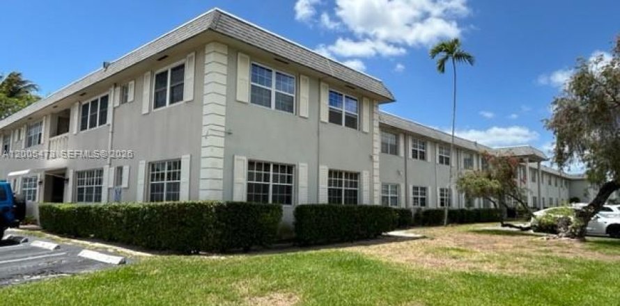 Condo in Hollywood, Florida, 1 bedroom  № 2069603