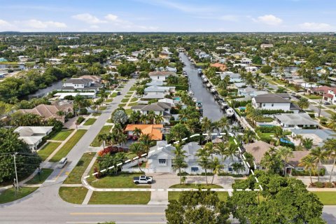 House in North Palm Beach, Florida 4 bedrooms, 309.55 sq.m. № 2082192