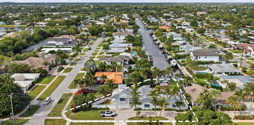 House in North Palm Beach, Florida 4 bedrooms, 309.55 sq.m. № 2082192