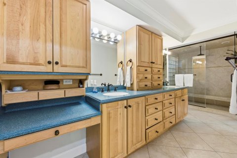 House in North Palm Beach, Florida 4 bedrooms, 309.55 sq.m. № 2082192 - photo 23
