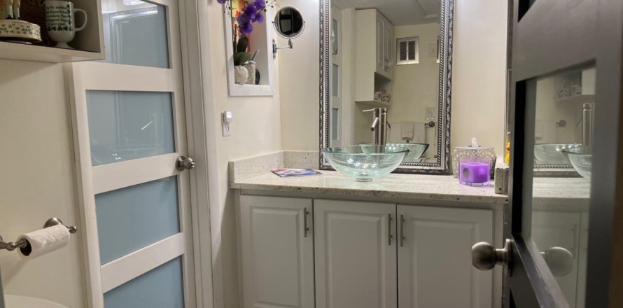 Condo in Wilton Manors, Florida, 1 bedroom  № 1222342