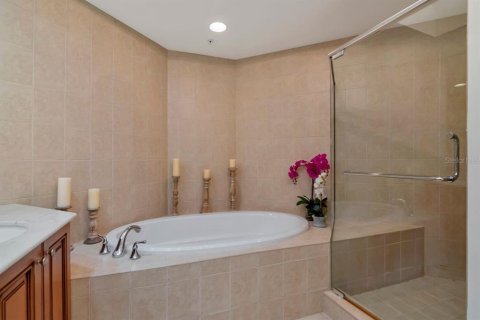 Copropriété à vendre à Tampa, Floride: 3 chambres, 185.8 m2 № 2142482 - photo 19