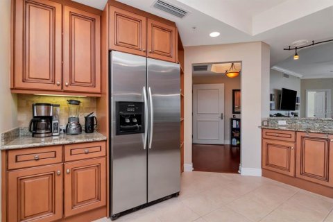 Copropriété à vendre à Tampa, Floride: 3 chambres, 185.8 m2 № 2142482 - photo 11