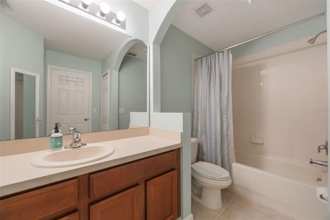 Townhouse in Orlando, Florida 5 bedrooms, 183.3 sq.m. № 1880428 - photo 27