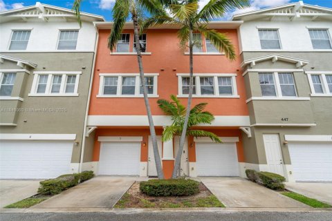 Adosado en venta en West Palm Beach, Florida, 2 dormitorios, 123.19 m2 № 1845640 - foto 24
