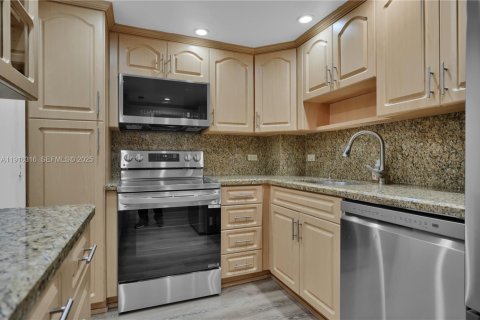 Купить кондоминиум в Майами-Бич, Флорида 1 спальня, 97.18м2, № 1988206 - фото 5