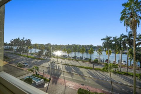 Купить кондоминиум в Майами-Бич, Флорида 1 спальня, 97.18м2, № 1988206 - фото 11