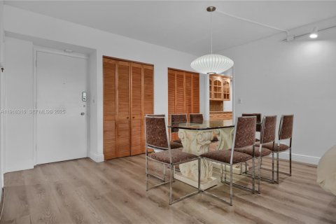 Купить кондоминиум в Майами-Бич, Флорида 1 спальня, 97.18м2, № 1988206 - фото 12