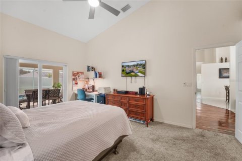 House in Hudson, Florida 3 bedrooms, 187.29 sq.m. № 2151920 - photo 25