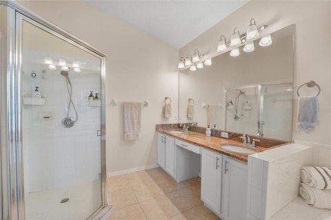 House in Hudson, Florida 3 bedrooms, 187.29 sq.m. № 2151920 - photo 5