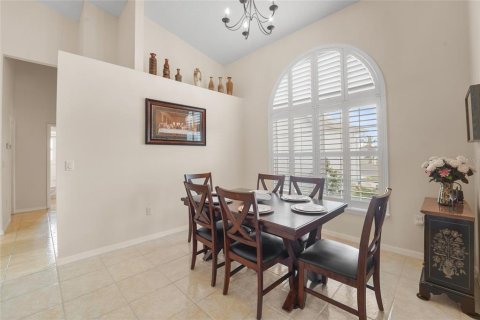House in Hudson, Florida 3 bedrooms, 187.29 sq.m. № 2151920 - photo 10