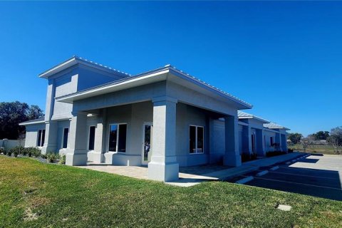 Immobilier commercial à louer à Auburndale, Floride: 714.88 m2 № 1090504 - photo 25