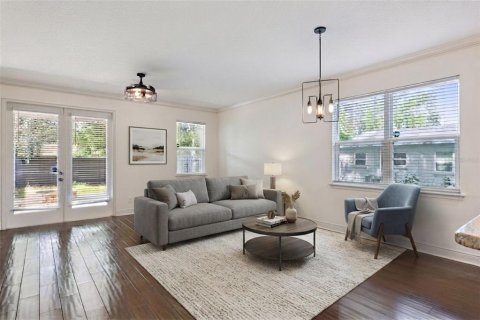 Duplex à vendre à Orlando, Floride: 3 chambres, 163.04 m2 № 2209529 - photo 4