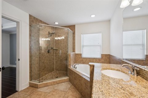 Duplex à vendre à Orlando, Floride: 3 chambres, 163.04 m2 № 2209529 - photo 11