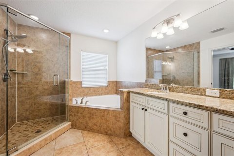 Duplex à vendre à Orlando, Floride: 3 chambres, 163.04 m2 № 2209529 - photo 10