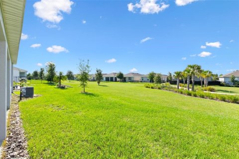 House in Wildwood, Florida 4 bedrooms, 188.96 sq.m. № 1918490 - photo 29