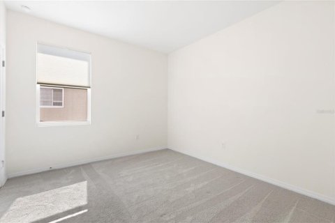 House in Wildwood, Florida 4 bedrooms, 188.96 sq.m. № 1918490 - photo 22