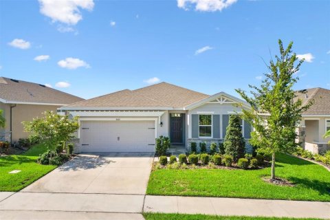 House in Wildwood, Florida 4 bedrooms, 188.96 sq.m. № 1918490 - photo 1