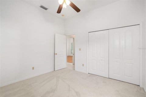 House in Gainesville, Florida 5 bedrooms, 277.96 sq.m. № 1913527 - photo 17