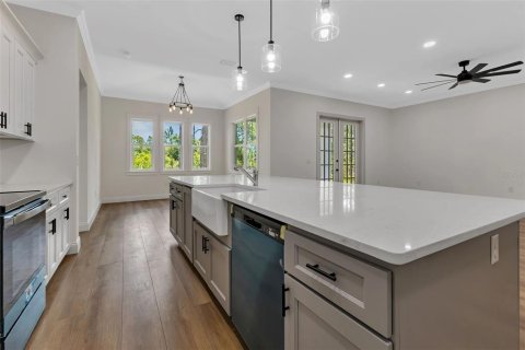 House in Port Charlotte, Florida 3 bedrooms, 195.75 sq.m. № 1616582 - photo 14