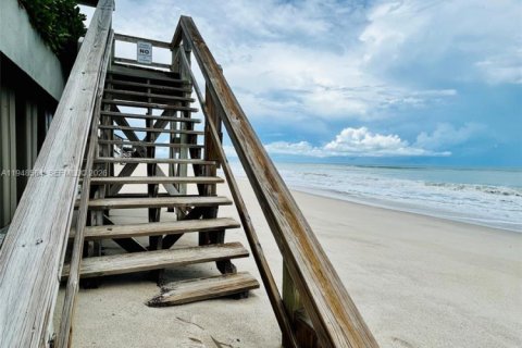 Купить земельный участок в Виро-Бич, Флорида № 2004502 - фото 10