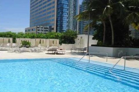 Condo in Miami, Florida, 1 bedroom  № 1888825 - photo 29