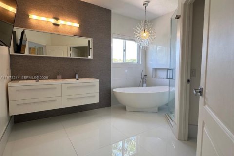 Villa ou maison à vendre à Doral, Floride: 4 chambres, 223.06 m2 № 2033549 - photo 25