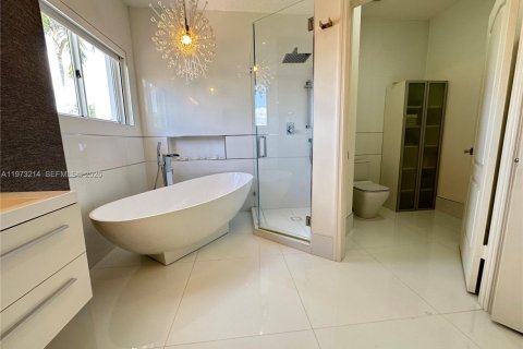 Villa ou maison à vendre à Doral, Floride: 4 chambres, 223.06 m2 № 2033549 - photo 26