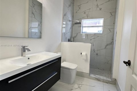 Villa ou maison à vendre à Doral, Floride: 4 chambres, 223.06 m2 № 2033549 - photo 19