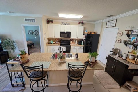 Villa ou maison à vendre à Kissimmee, Floride: 3 chambres, 155.7 m2 № 2202228 - photo 8