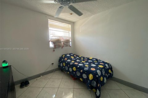 Купить кондоминиум в Норт-Майами-Бич, Флорида 2 спальни, 72.93м2, № 2038461 - фото 5