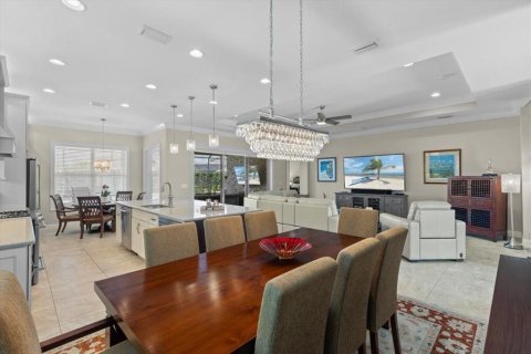 House in Wesley Chapel, Florida 4 bedrooms, 277.5 sq.m. № 1638306 - photo 21