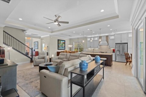 House in Wesley Chapel, Florida 4 bedrooms, 277.5 sq.m. № 1638306 - photo 15