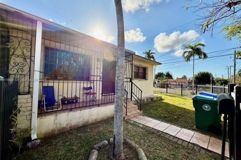 Apartamento en alquiler en Miami, Florida, 2 dormitorios № 2030013 - foto 6