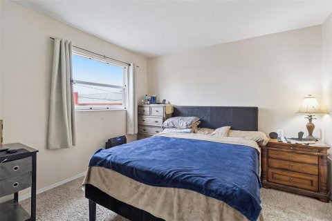 Condo in Merrit Island, Florida, 2 bedrooms № 2100354 - photo 12