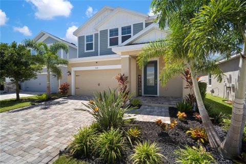 House in Apollo Beach, Florida 4 bedrooms, 234.39 sq.m. № 1856784 - photo 4