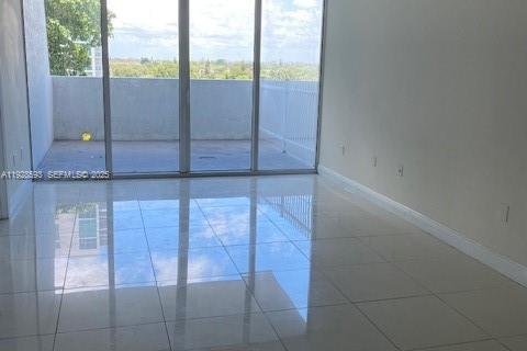 Copropriété à vendre à Miami, Floride: 1 chambre, 62.24 m2 № 1987167 - photo 5