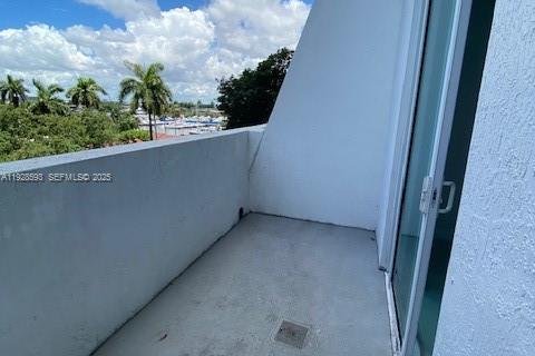 Copropriété à vendre à Miami, Floride: 1 chambre, 62.24 m2 № 1987167 - photo 19