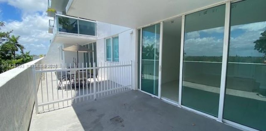 Condo à Miami, Floride, 1 chambre № 1987167