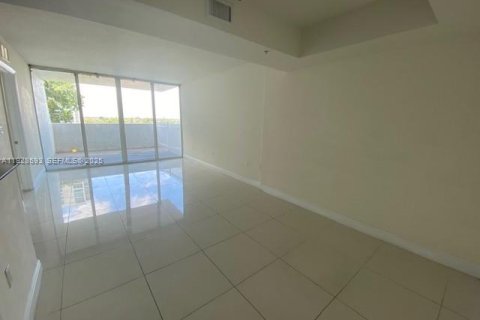 Copropriété à vendre à Miami, Floride: 1 chambre, 62.24 m2 № 1987167 - photo 7