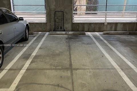 Copropriété à vendre à Miami, Floride: 1 chambre, 62.24 m2 № 1987167 - photo 13