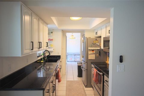 Casa en venta en Orlando, Florida, 3 dormitorios, 131.55 m2 № 2395624 - foto 13