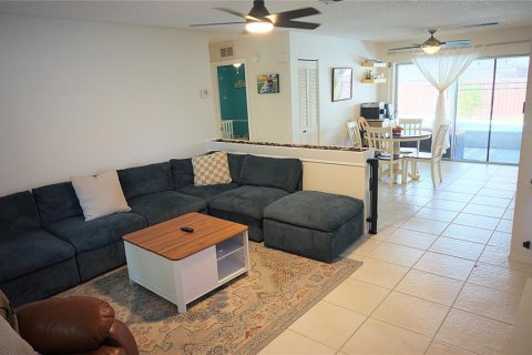 Casa en venta en Orlando, Florida, 3 dormitorios, 131.55 m2 № 2395624 - foto 11