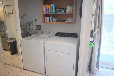 Casa en venta en Orlando, Florida, 3 dormitorios, 131.55 m2 № 2395624 - foto 26