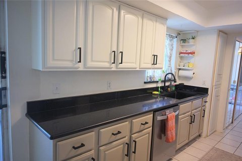 Casa en venta en Orlando, Florida, 3 dormitorios, 131.55 m2 № 2395624 - foto 15